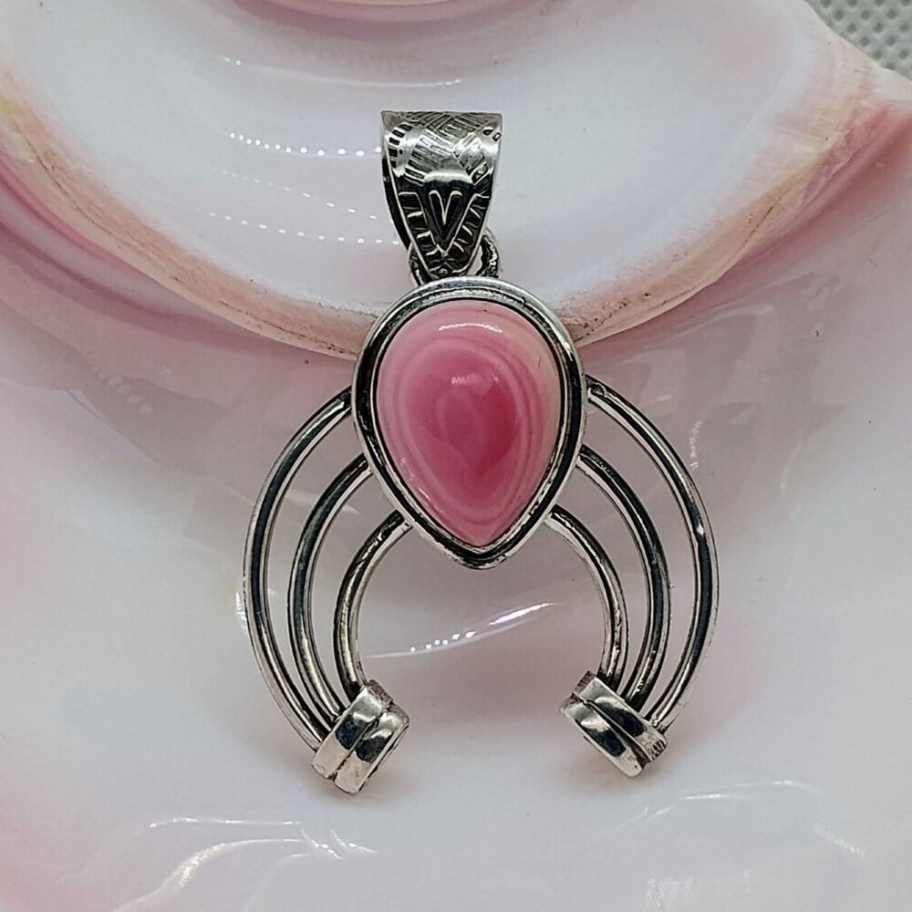 Handmade Sterling Silver Pink Conch Shell Naja Pendant Southwest Cowgirl